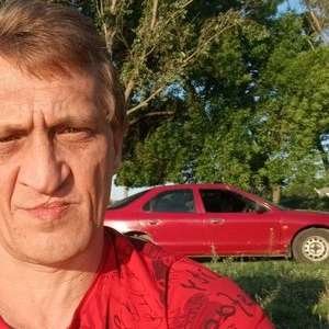 Александр Ворона, 46 лет