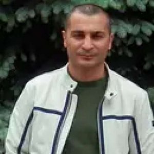 Arsen , 44 года