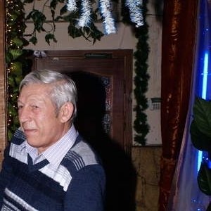 Валерий , 77 лет